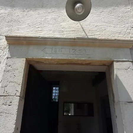 Maison Ardelli